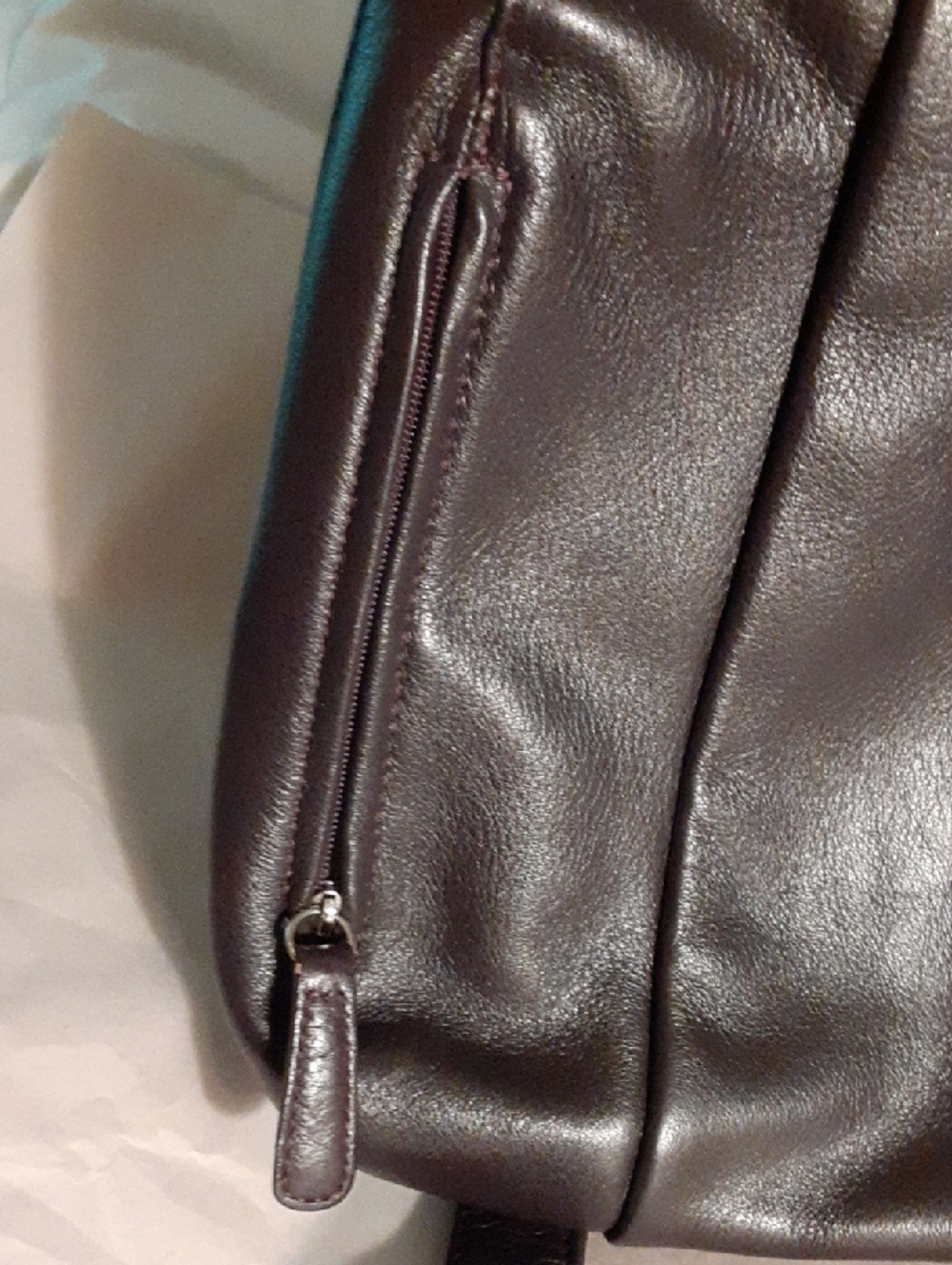 NWOT Men's Leather Sling Backpack in Deep Plum - Picture 3 of 16